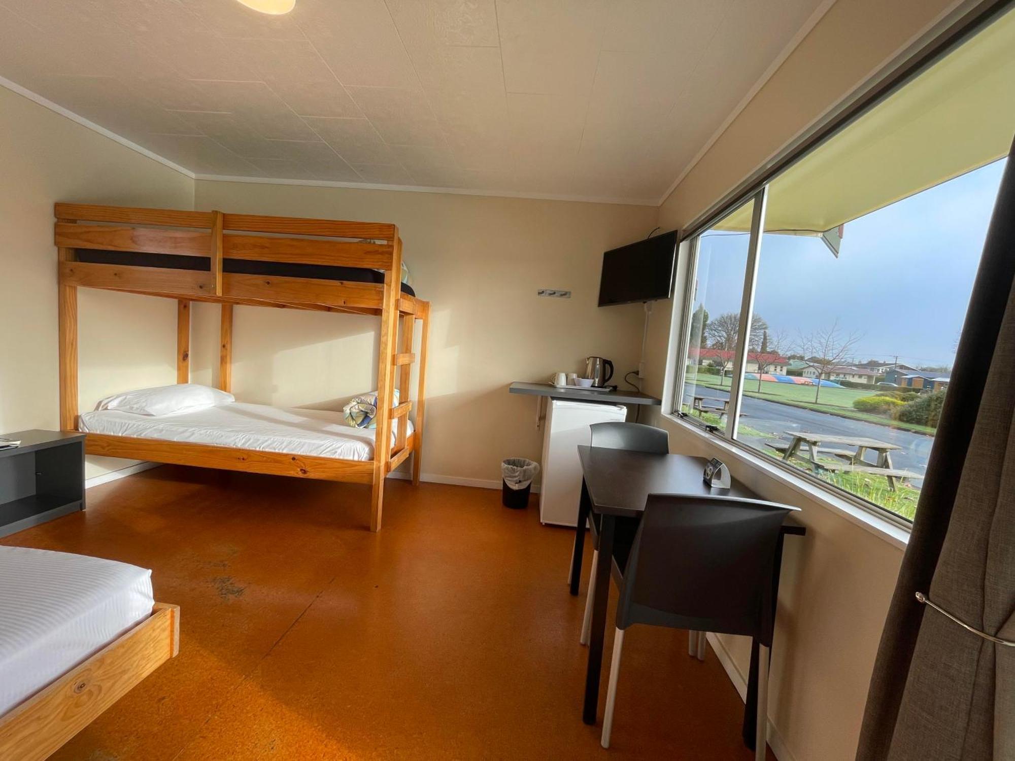 Cambridge Top 10 Holiday Park الغرفة الصورة